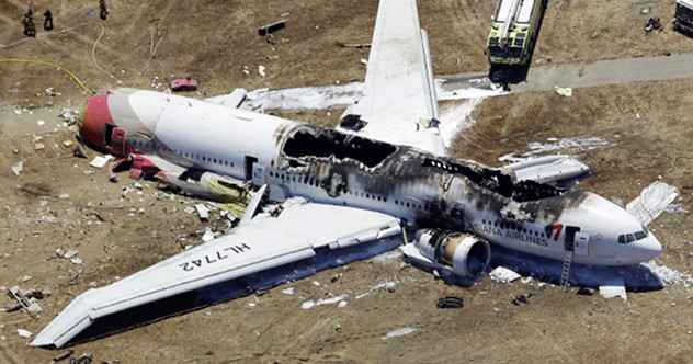 9 mysteriöses Flugzeug stürzt ab